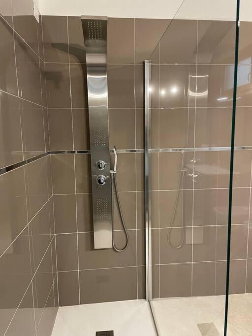 Appartement Elia Loft à Riva del Garda Extérieur photo