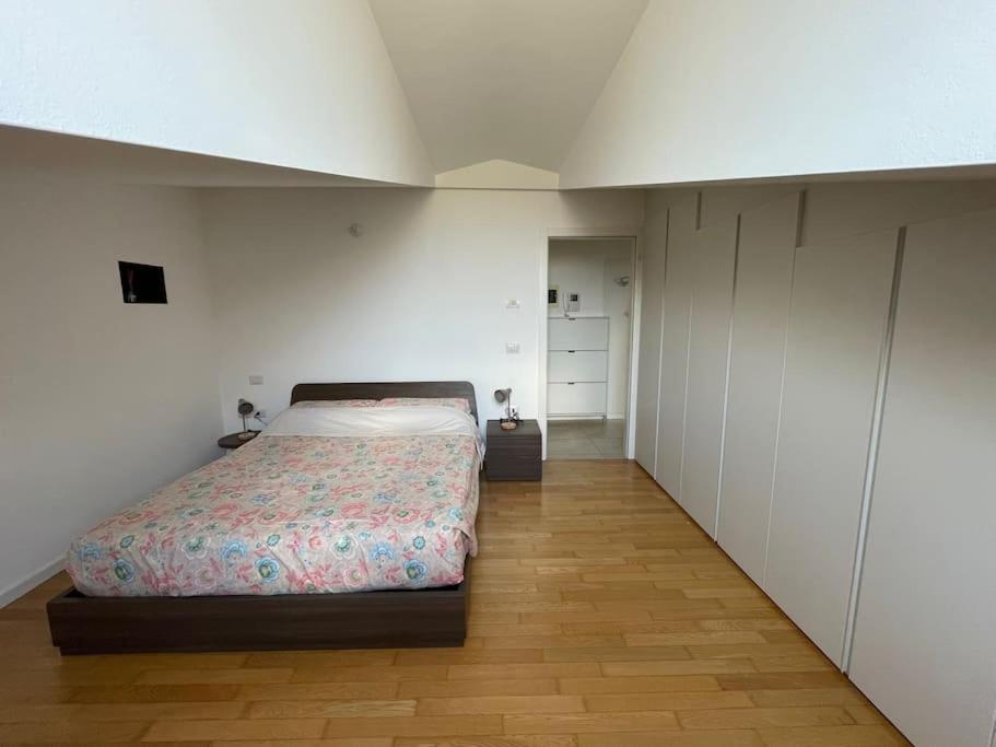 Appartement Elia Loft à Riva del Garda Extérieur photo